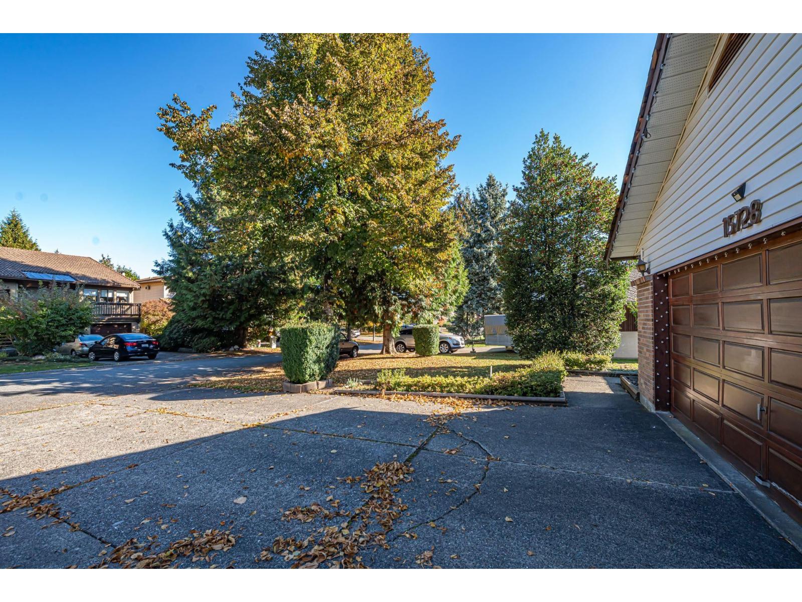 15728 99a Avenue, Surrey, British Columbia  V4N 2A9 - Photo 3 - R3059714