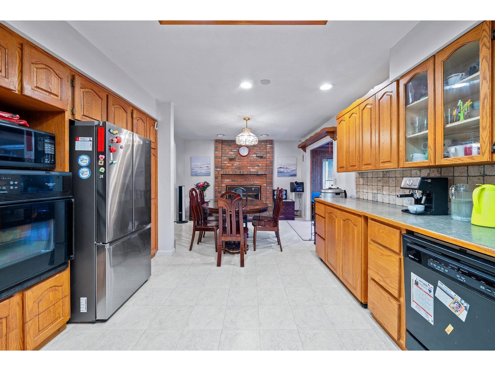 15728 99a Avenue, Surrey, British Columbia  V4N 2A9 - Photo 11 - R3059714