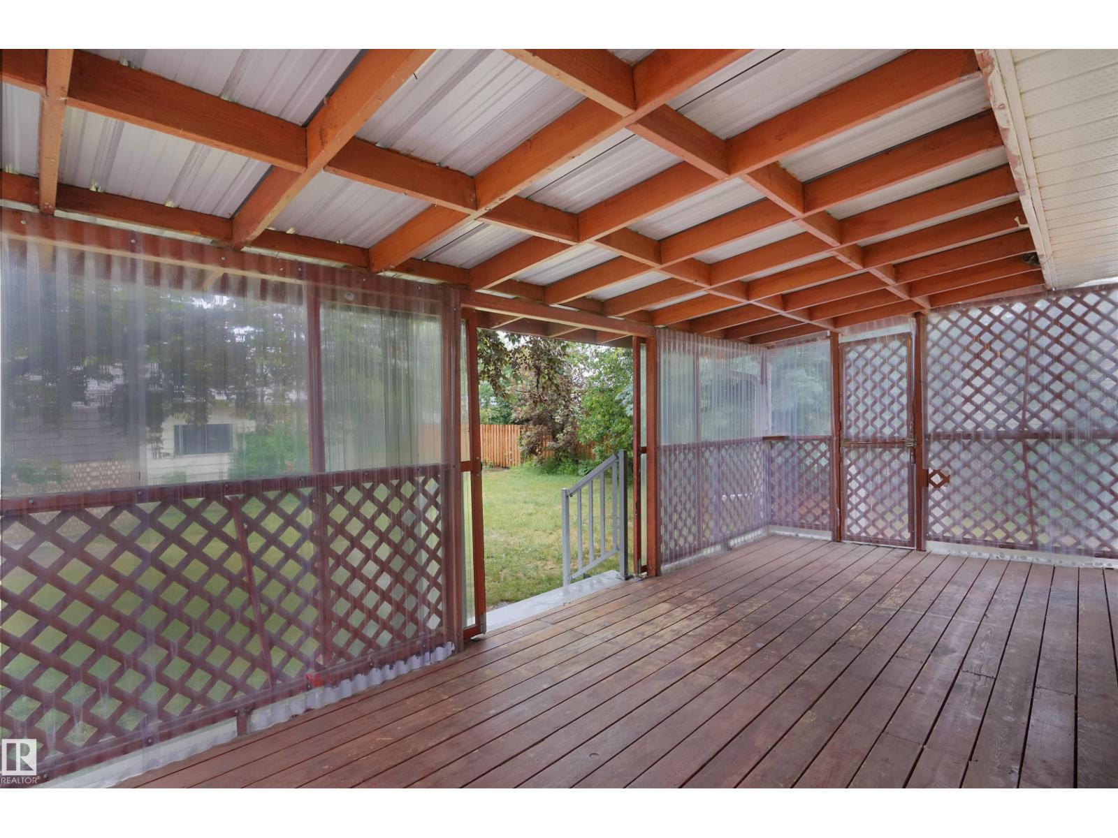 6723 40 Av Nw, Edmonton, Alberta  T5K 1R9 - Photo 61 - E4465392