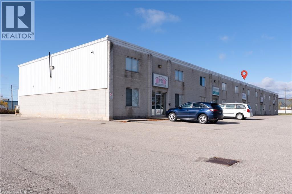 111 Adams Boulevard Unit# 3, Brantford, Ontario N3S 7V2 - Photo 2 - 40784885