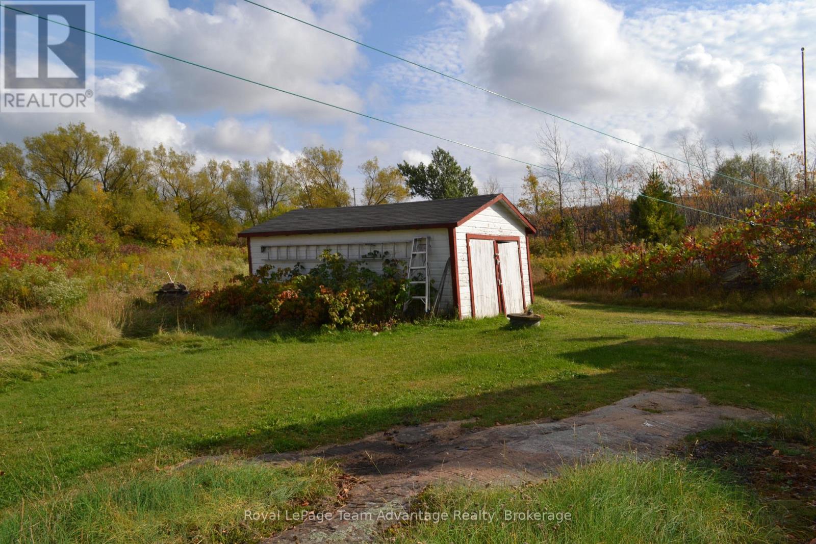 128 Eastside Drive, Parry Sound Remote Area, Ontario  P0G 1A0 - Photo 18 - X12424151