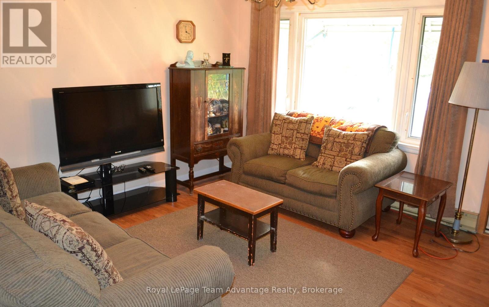 128 Eastside Drive, Parry Sound Remote Area, Ontario  P0G 1A0 - Photo 5 - X12424151