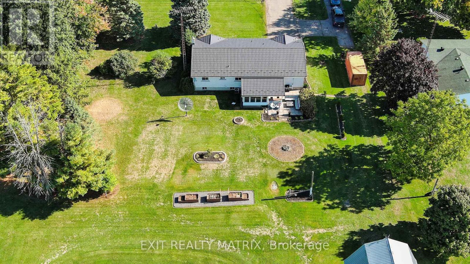 12187 County Road 3 Road W, North Dundas, Ontario  K0C 2K0 - Photo 25 - X12432946