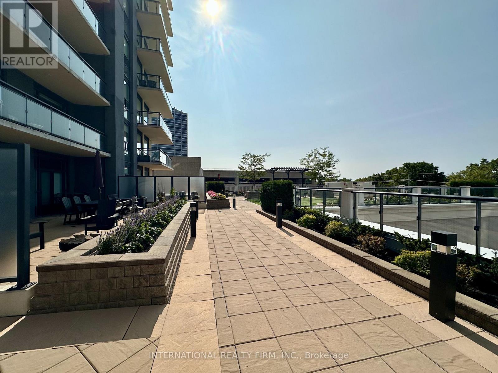 1408 - 155 Caroline Street S, Waterloo, Ontario  N2L 0J8 - Photo 2 - X12415768