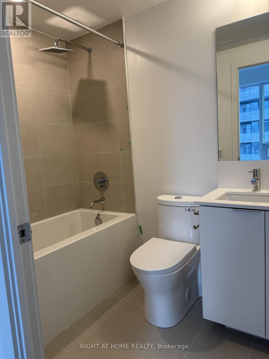 Lp08 - 8 Wellesley Street W, Toronto, Ontario  M4Y 0J5 - Photo 4 - C12533980