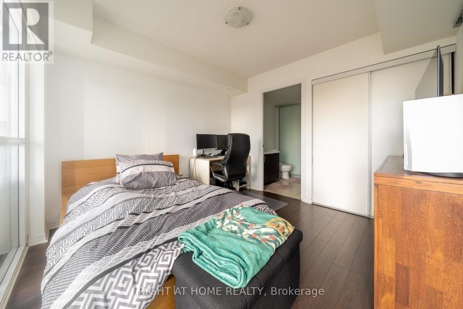 407 - 352 Front Street W, Toronto, Ontario  M5V 0K3 - Photo 12 - C12533984