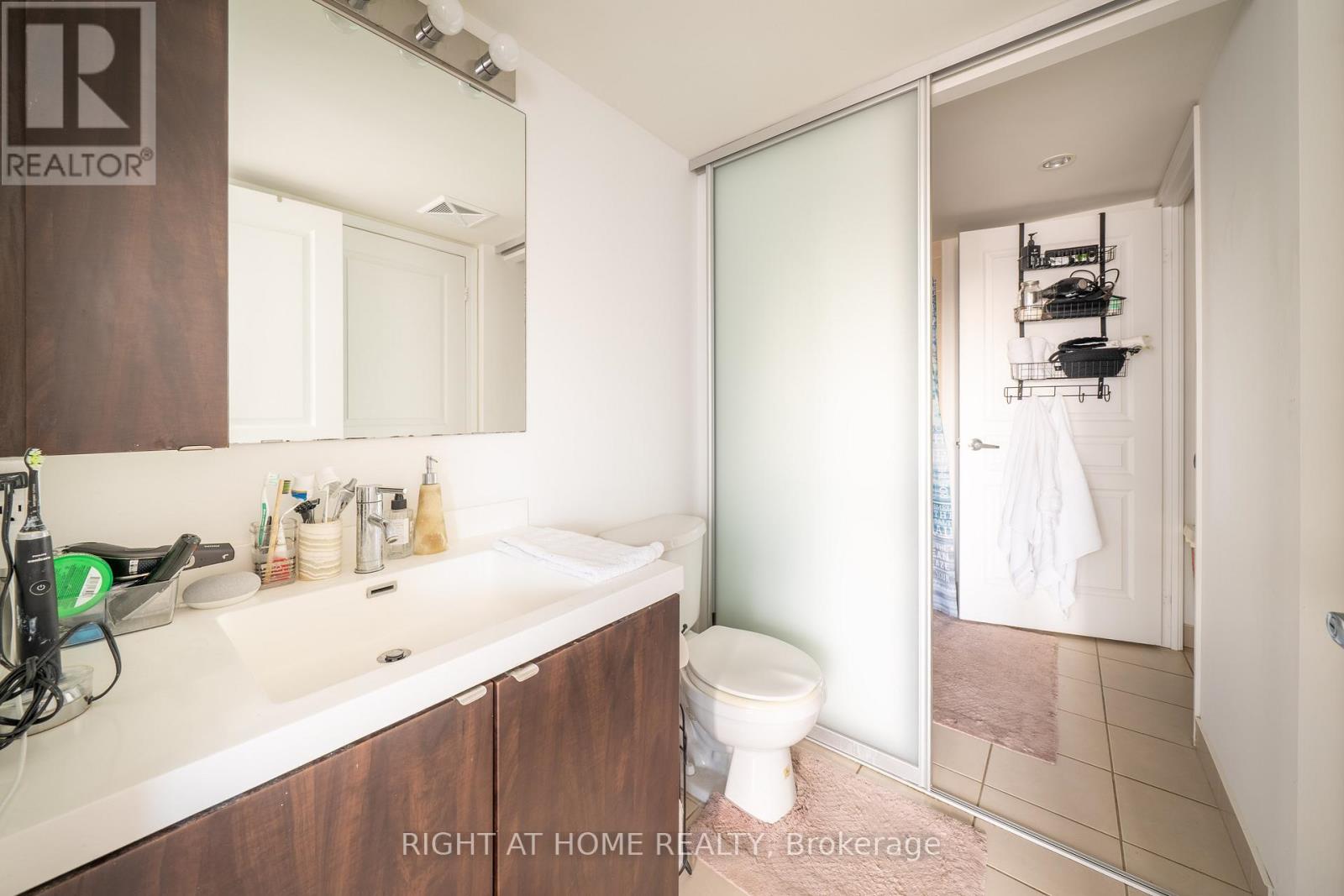 407 - 352 Front Street W, Toronto, Ontario  M5V 0K3 - Photo 13 - C12533984