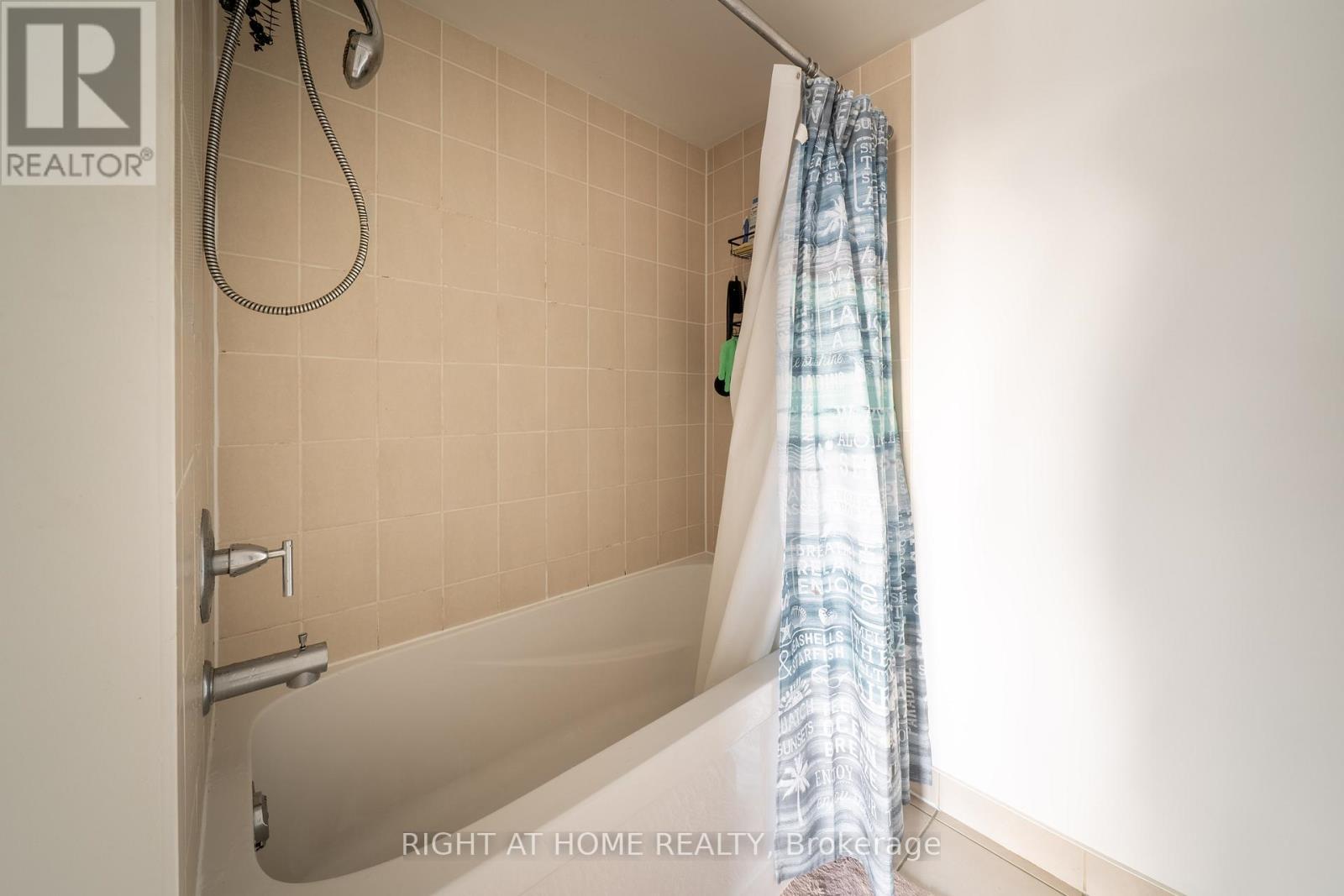 407 - 352 Front Street W, Toronto, Ontario  M5V 0K3 - Photo 15 - C12533984