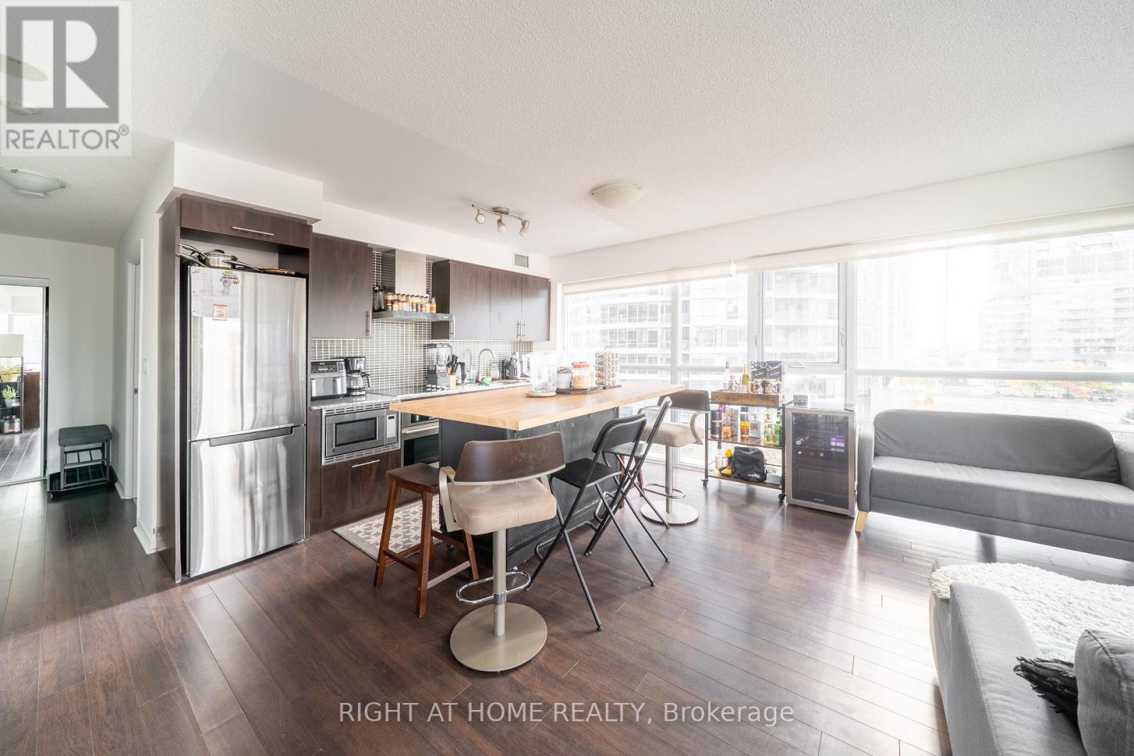 407 - 352 Front Street W, Toronto, Ontario  M5V 0K3 - Photo 5 - C12533984