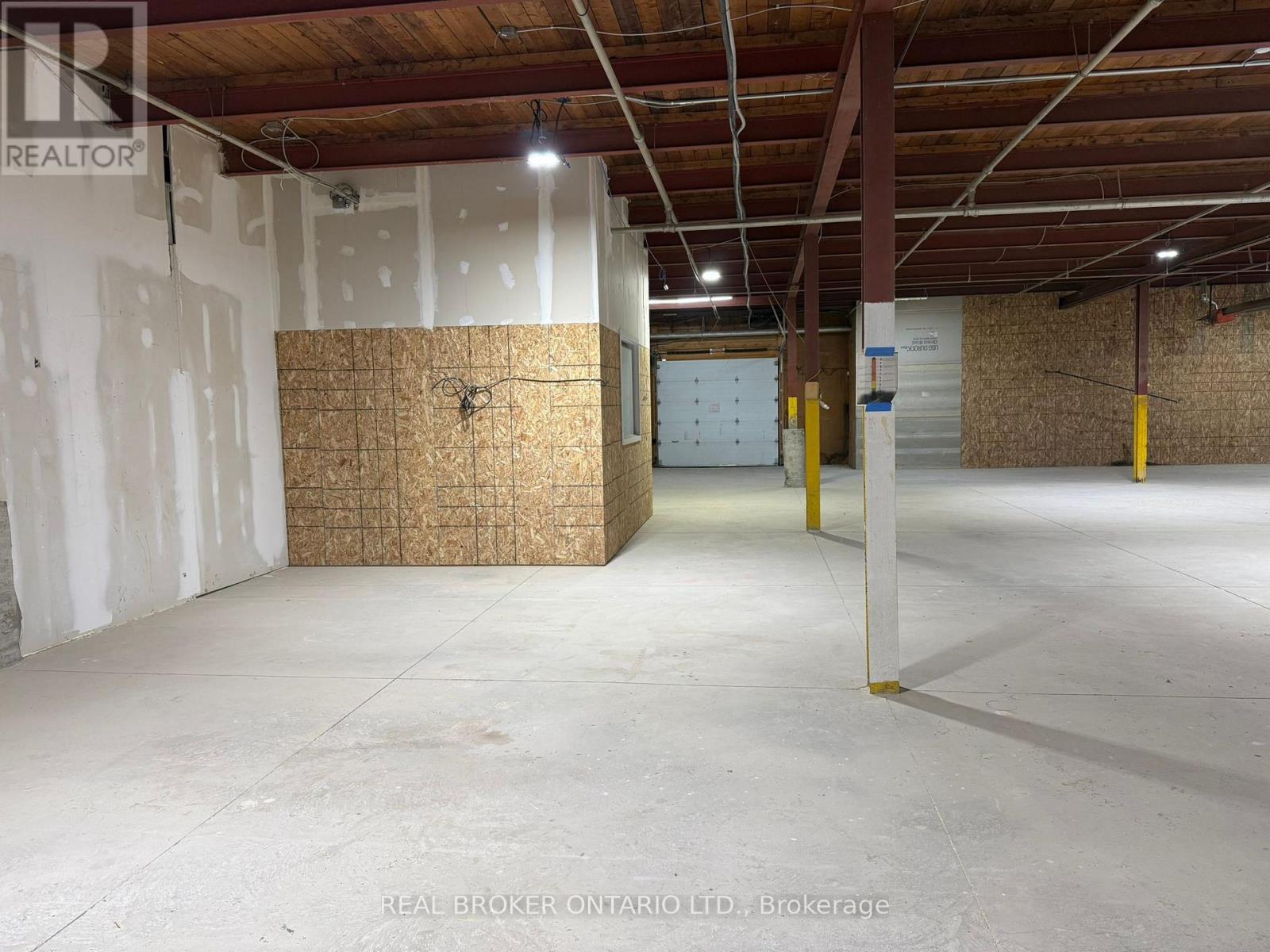 6c - 5900 Thorold Stone Road, Niagara Falls, Ontario  L2J 1A2 - Photo 4 - X12504956