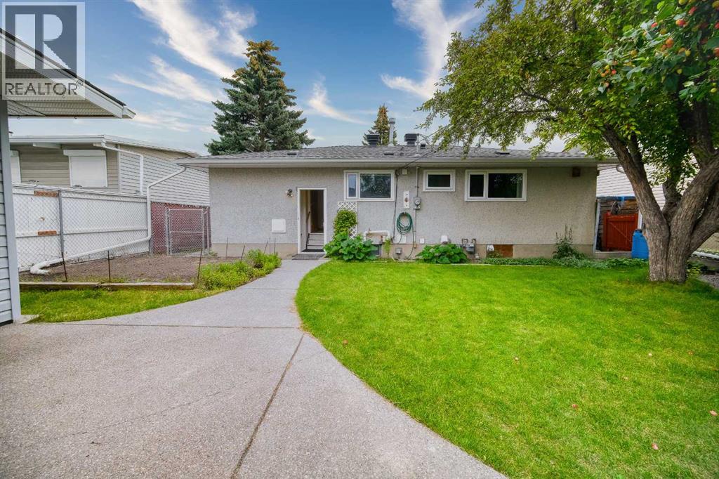 3307 Boulton Road Nw, Calgary, Alberta  T2L 1M2 - Photo 8 - A2262010