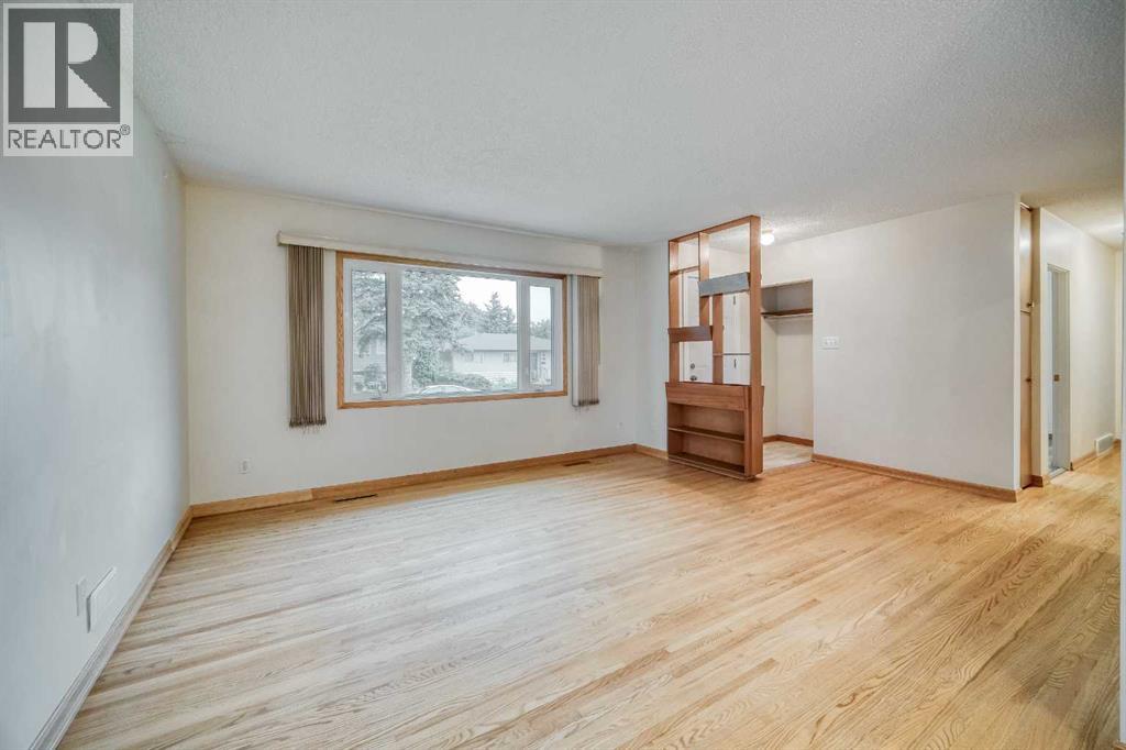 3307 Boulton Road Nw, Calgary, Alberta  T2L 1M2 - Photo 11 - A2262010