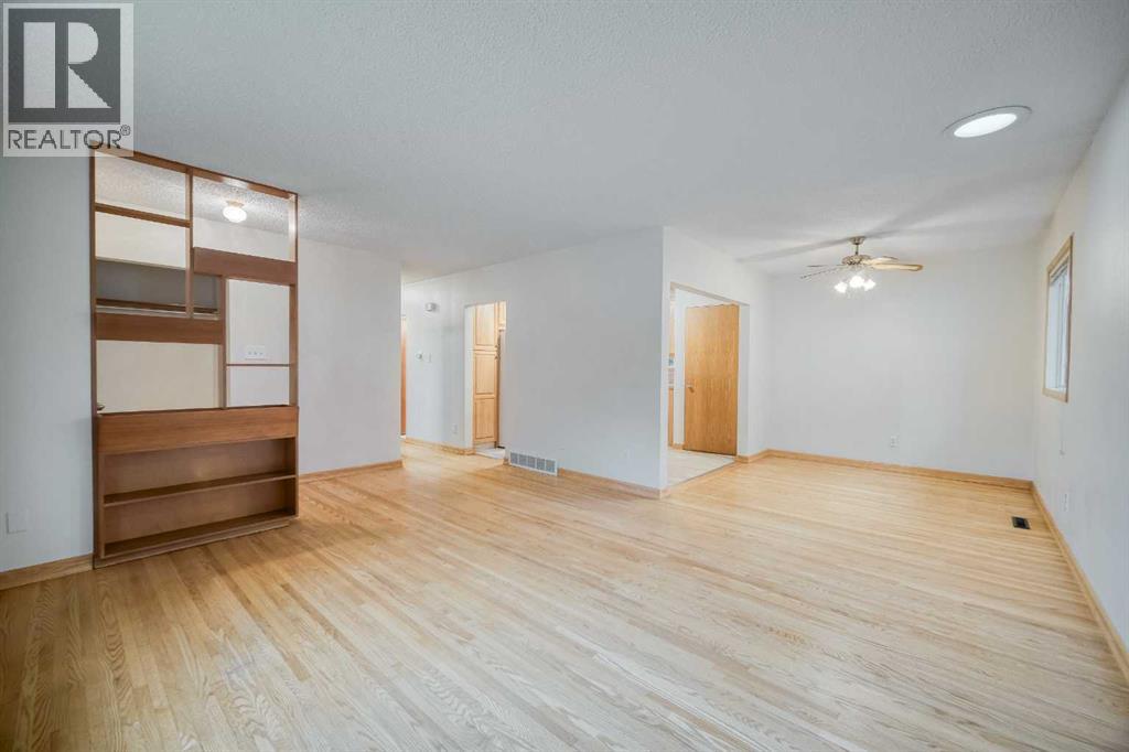 3307 Boulton Road Nw, Calgary, Alberta  T2L 1M2 - Photo 13 - A2262010