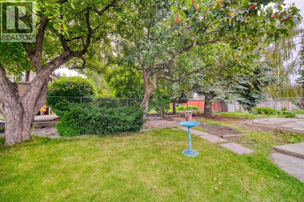 3307 Boulton Road Nw, Calgary, Alberta  T2L 1M2 - Photo 6 - A2262010