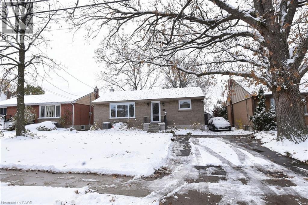 158 Howe Avenue, Hamilton, Ontario  L9A 1X8 - Photo 2 - 40786889