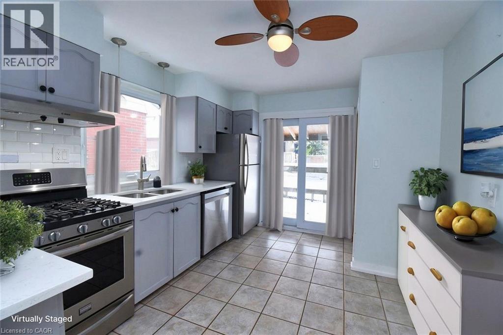 158 Howe Avenue, Hamilton, Ontario  L9A 1X8 - Photo 9 - 40786889