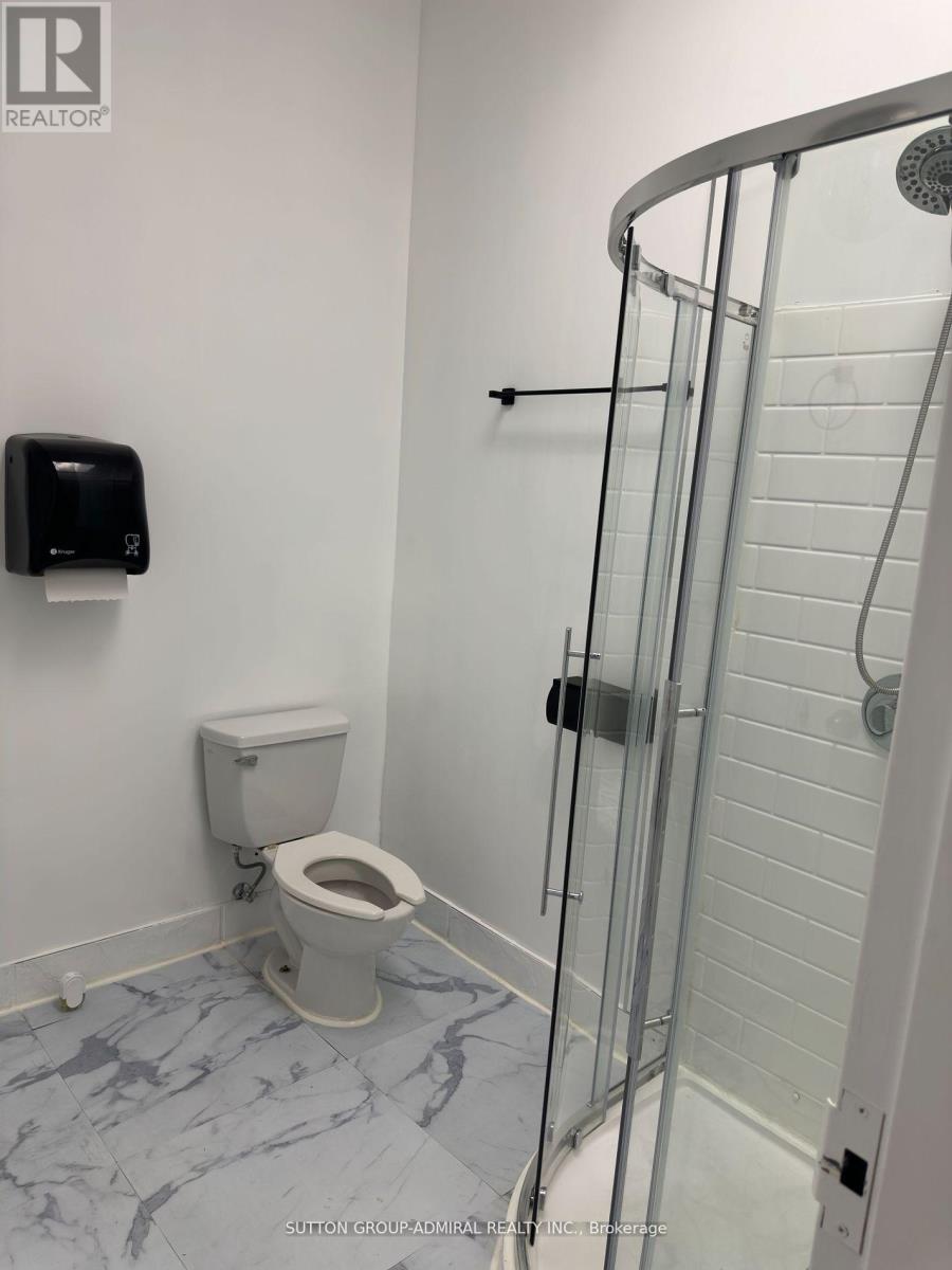 6 - 11160 Yonge Street W, Richmond Hill, Ontario L4S 1K9 - Photo 5 - N12392640