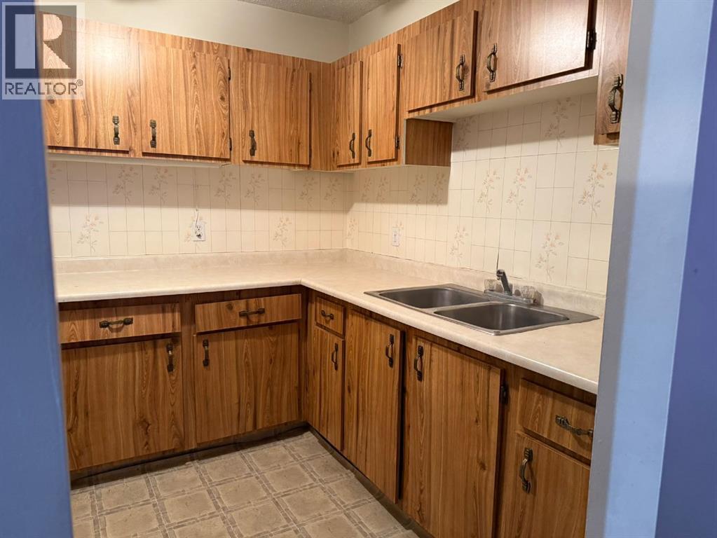 Property at 38, 2511 38 Street NE image 4