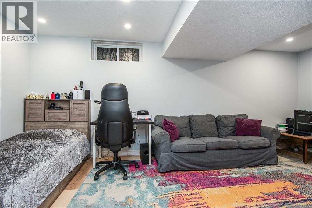 52 Highbrook Street, Kitchener, Ontario  N2E 3P1 - Photo 32 - 40786192