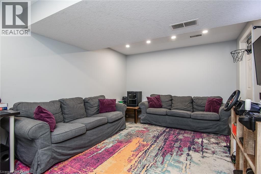 52 Highbrook Street, Kitchener, Ontario  N2E 3P1 - Photo 33 - 40786192