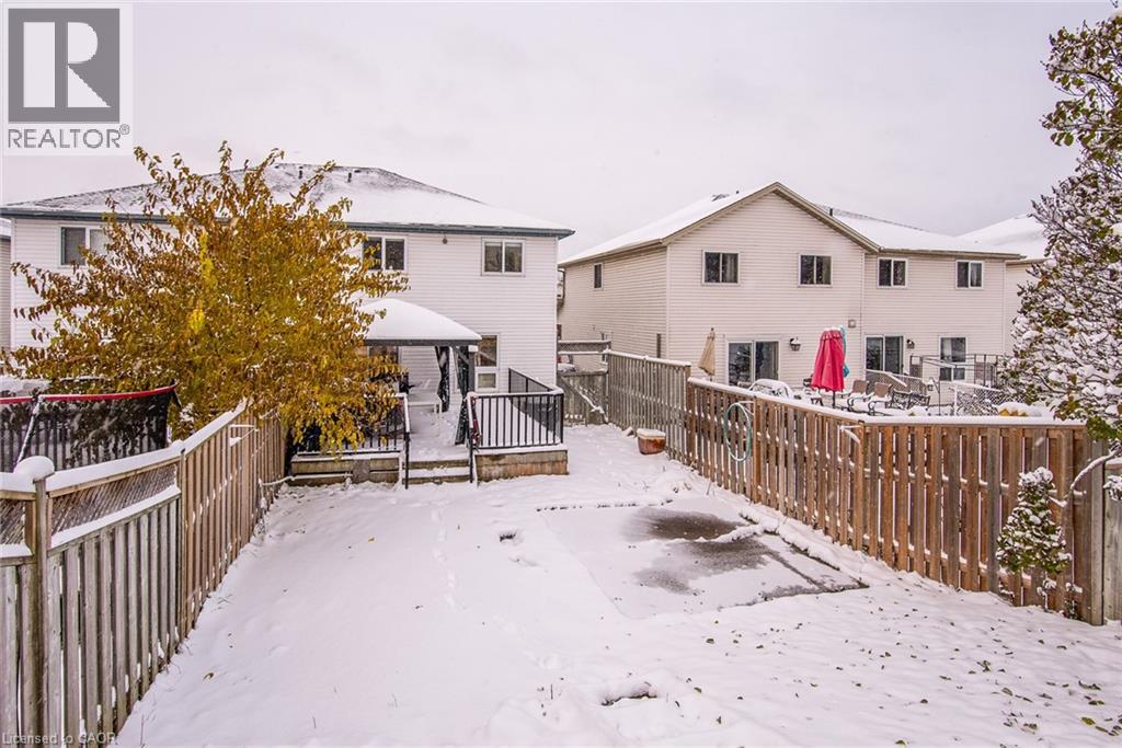 52 Highbrook Street, Kitchener, Ontario  N2E 3P1 - Photo 39 - 40786192