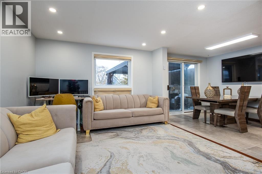 52 Highbrook Street, Kitchener, Ontario  N2E 3P1 - Photo 8 - 40786192