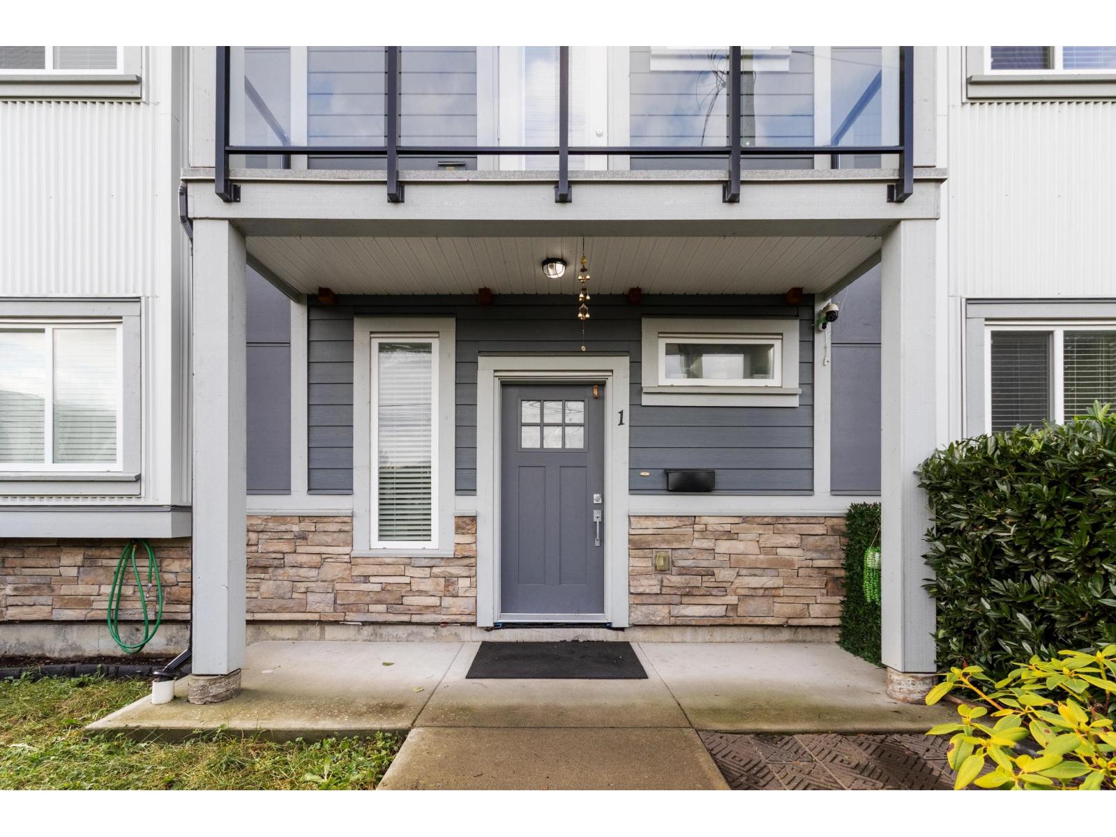 1 46387 Margaret Avenue, Chilliwack Proper East, Chilliwack, British Columbia  V2P 2G8 - Photo 1 - R3064168