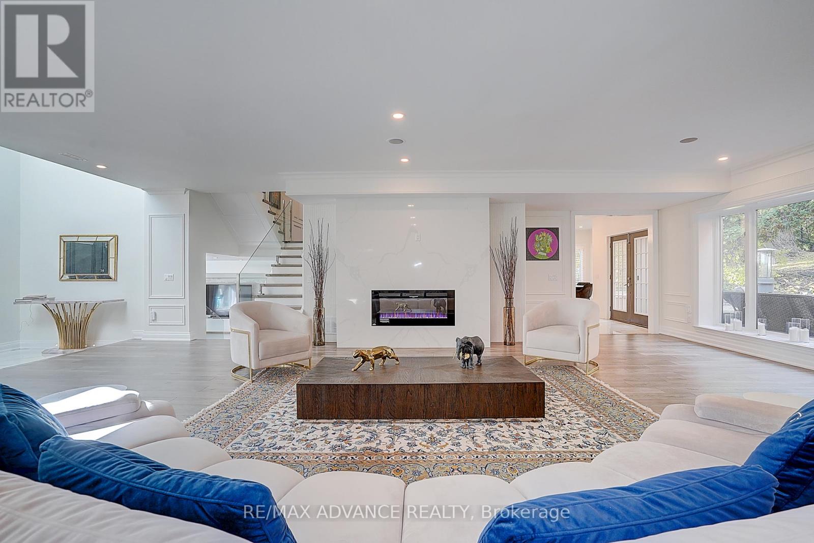 32 Brookfield Road, Toronto, Ontario  M2P 1A9 - Photo 7 - C12513112