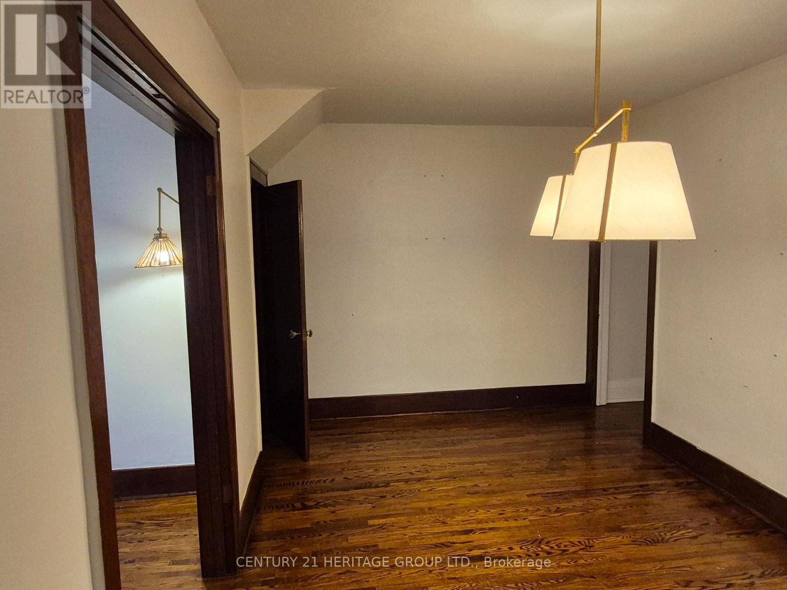 Main - 42 Cranbrooke Avenue, Toronto, Ontario  M5M 1M4 - Photo 10 - C12530634