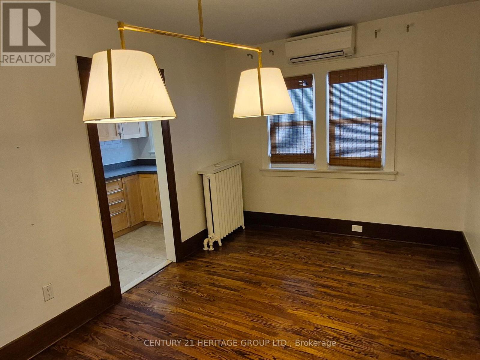 Main - 42 Cranbrooke Avenue, Toronto, Ontario  M5M 1M4 - Photo 11 - C12530634