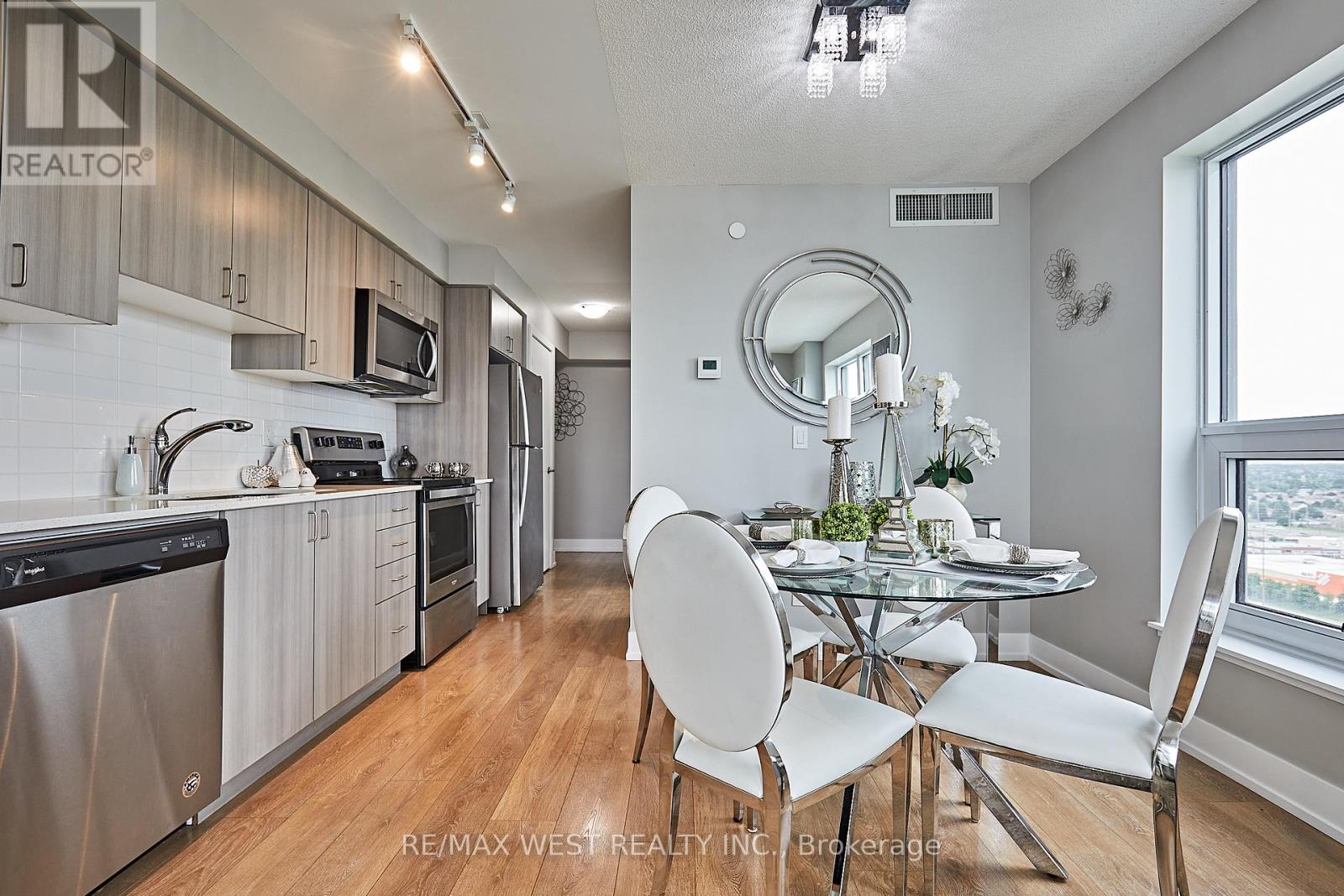 2002 - 1255 Bayly Street, Pickering, Ontario  L1W 0B6 - Photo 16 - E12533948