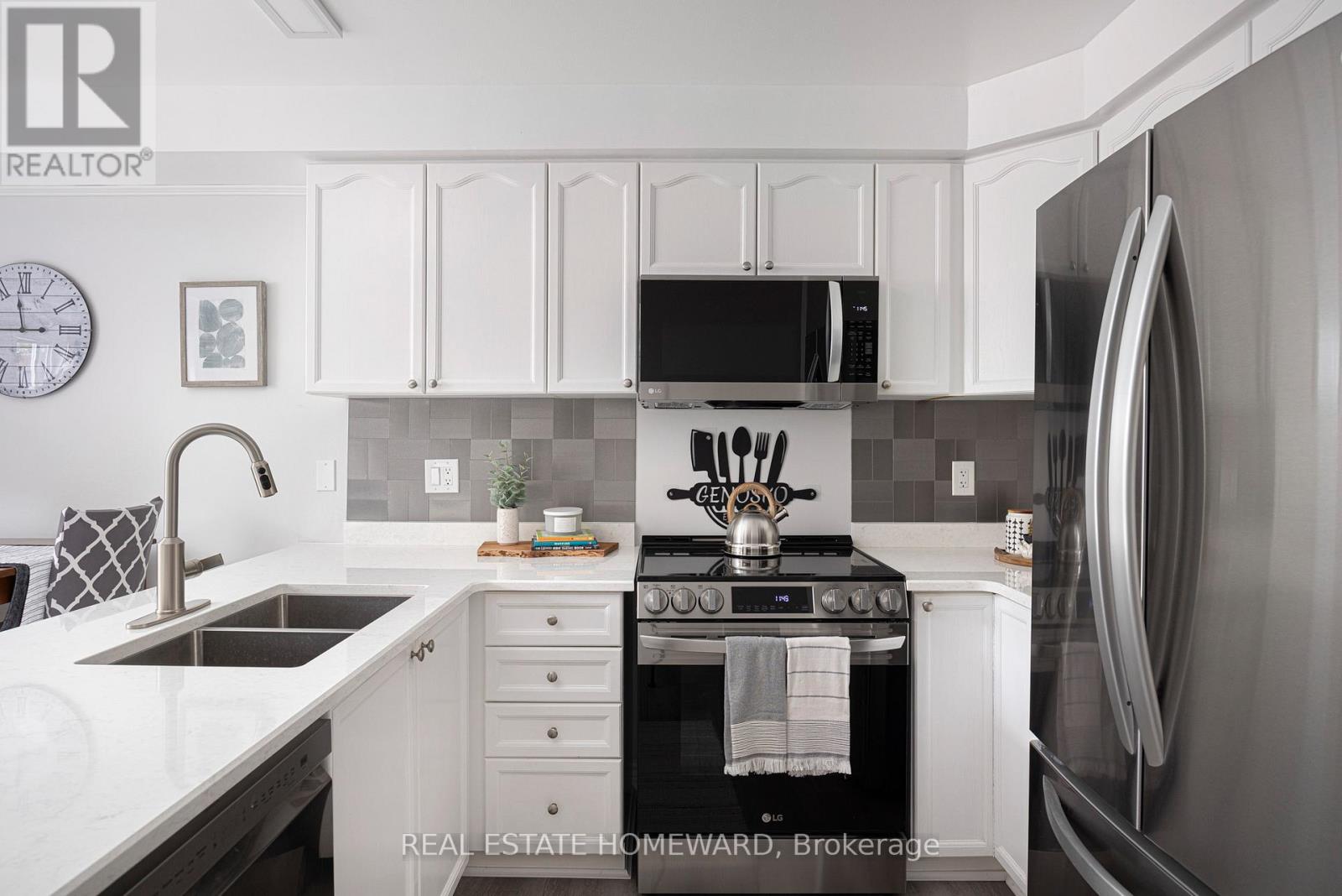 49 Waterview Lane, Clarington, Ontario  L1B 1P5 - Photo 10 - E12533958