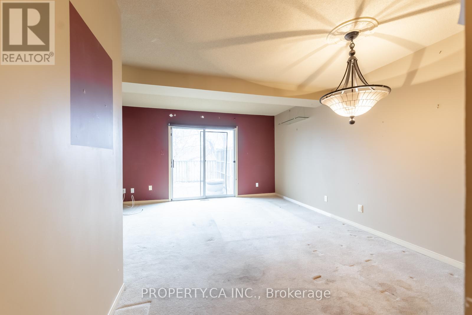 77 William Curtis Circle, Newmarket, Ontario  L3Y 8L7 - Photo 5 - N12533950