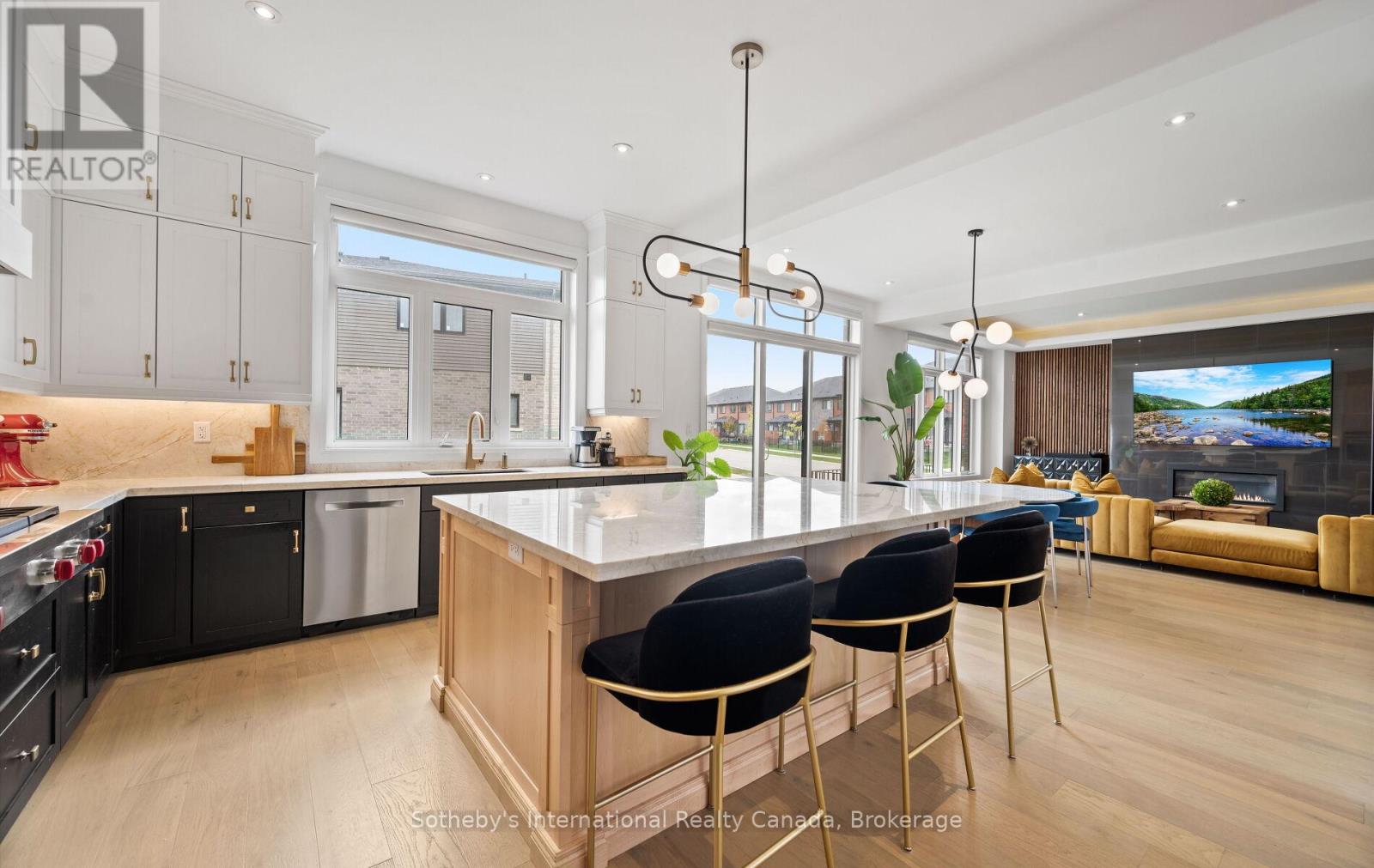 131 Daugaard Avenue, Brant, Ontario  N3L 0L6 - Photo 14 - X12534124