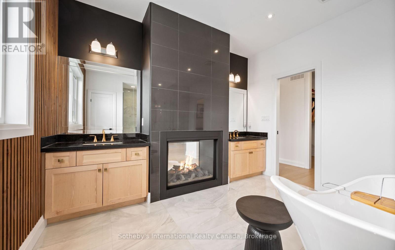 131 Daugaard Avenue, Brant, Ontario  N3L 0L6 - Photo 28 - X12534124