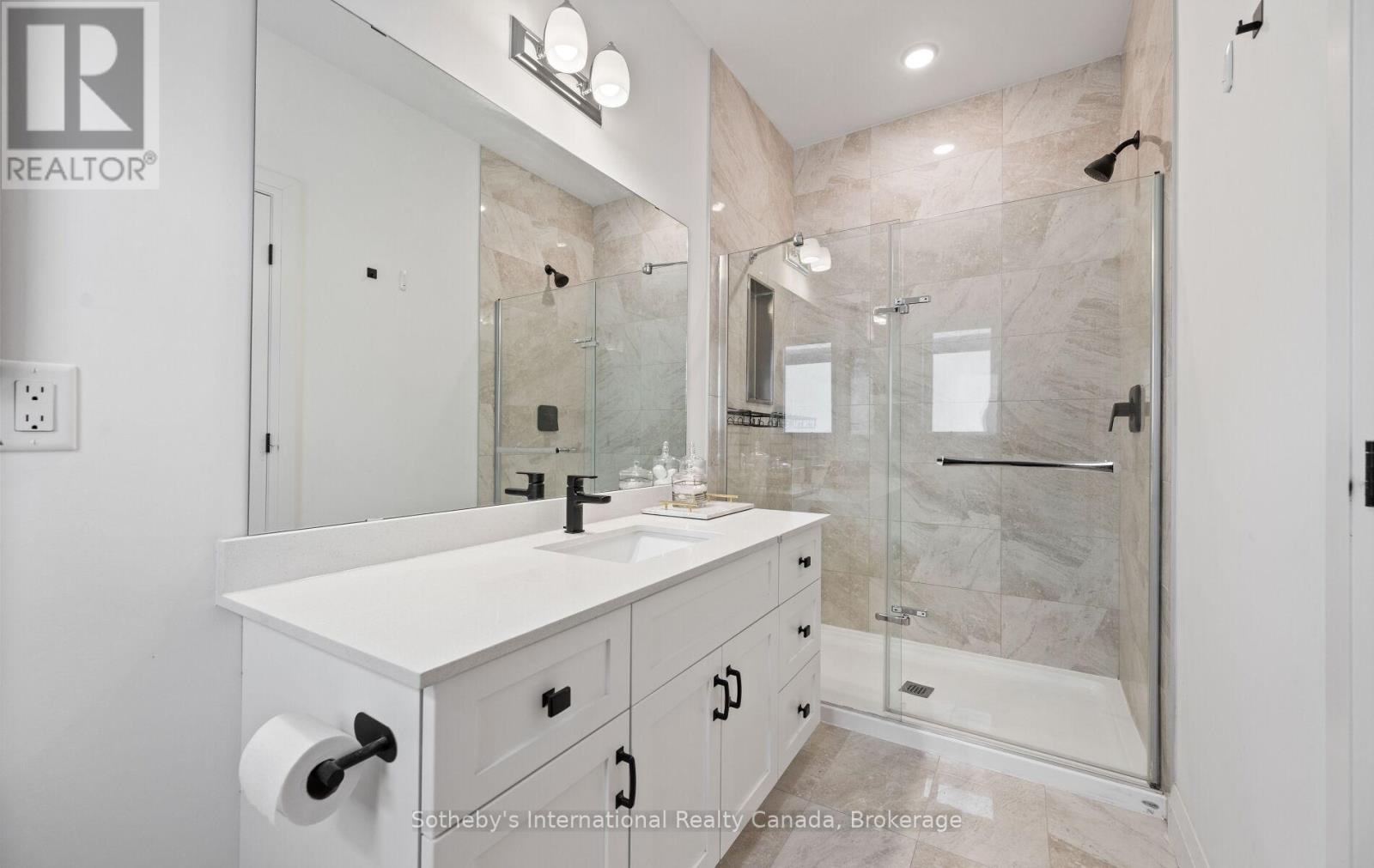 131 Daugaard Avenue, Brant, Ontario  N3L 0L6 - Photo 31 - X12534124