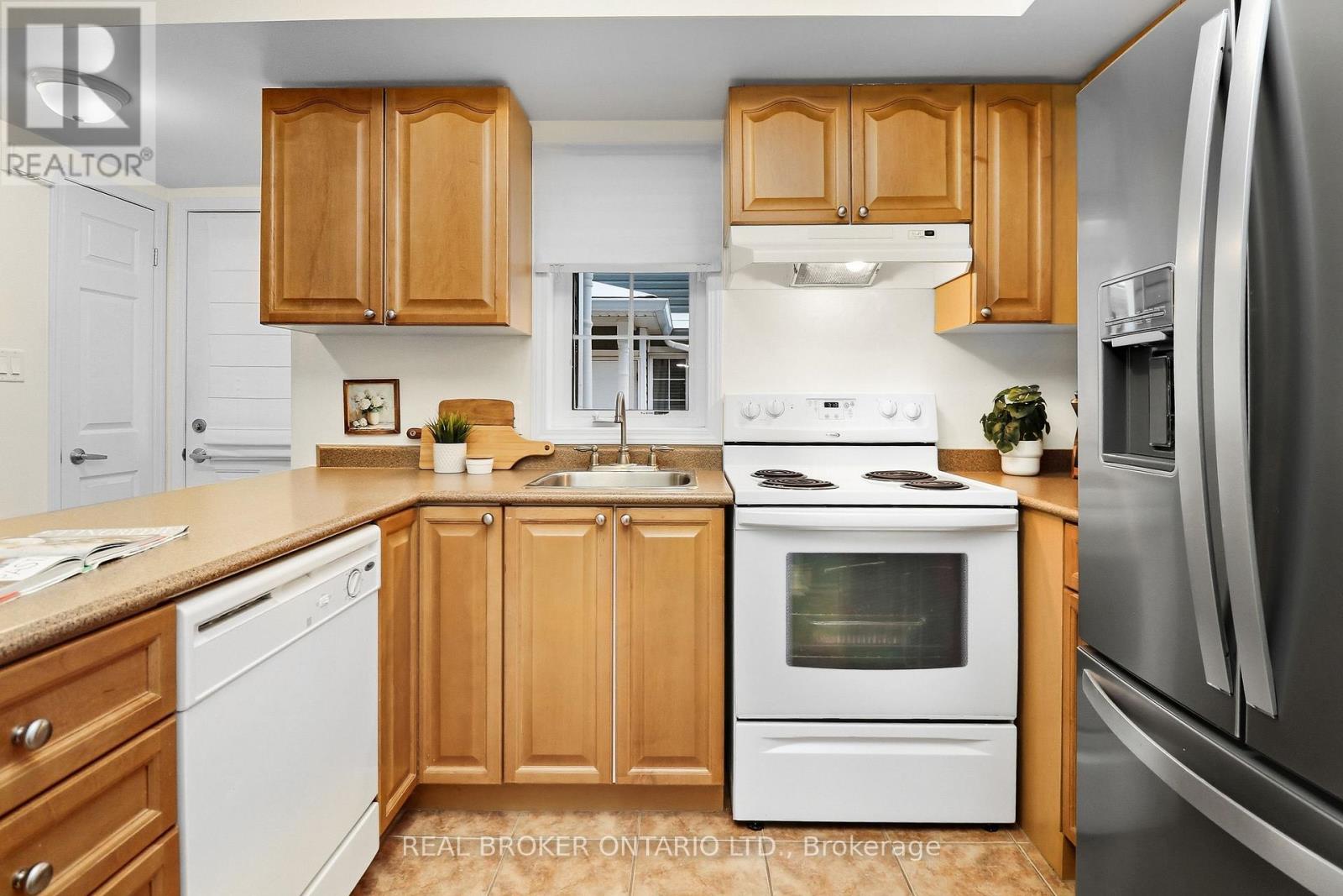 83 Green Briar Drive, Collingwood, Ontario  L9Y 5K3 - Photo 13 - S12533934