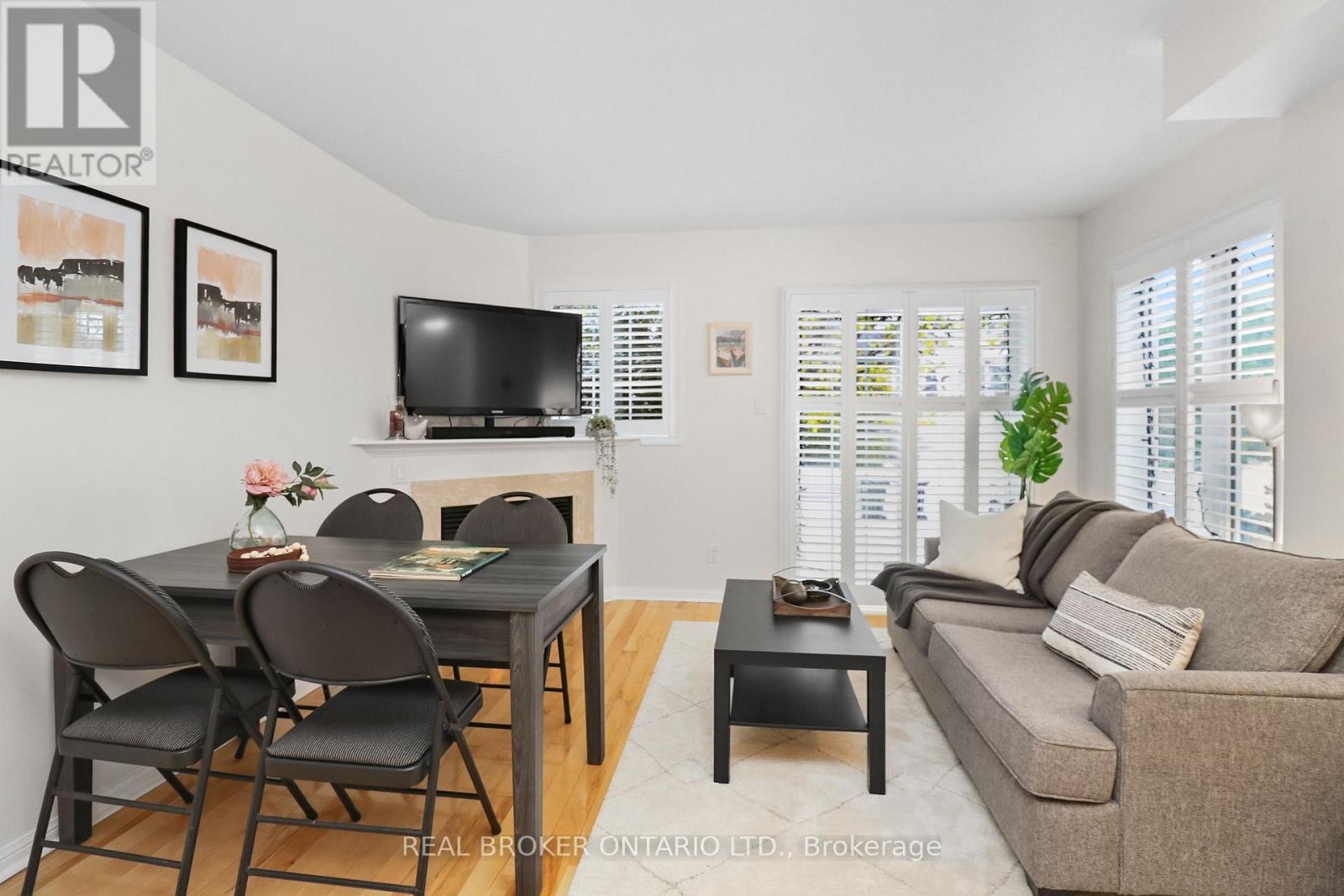 83 Green Briar Drive, Collingwood, Ontario  L9Y 5K3 - Photo 4 - S12533934