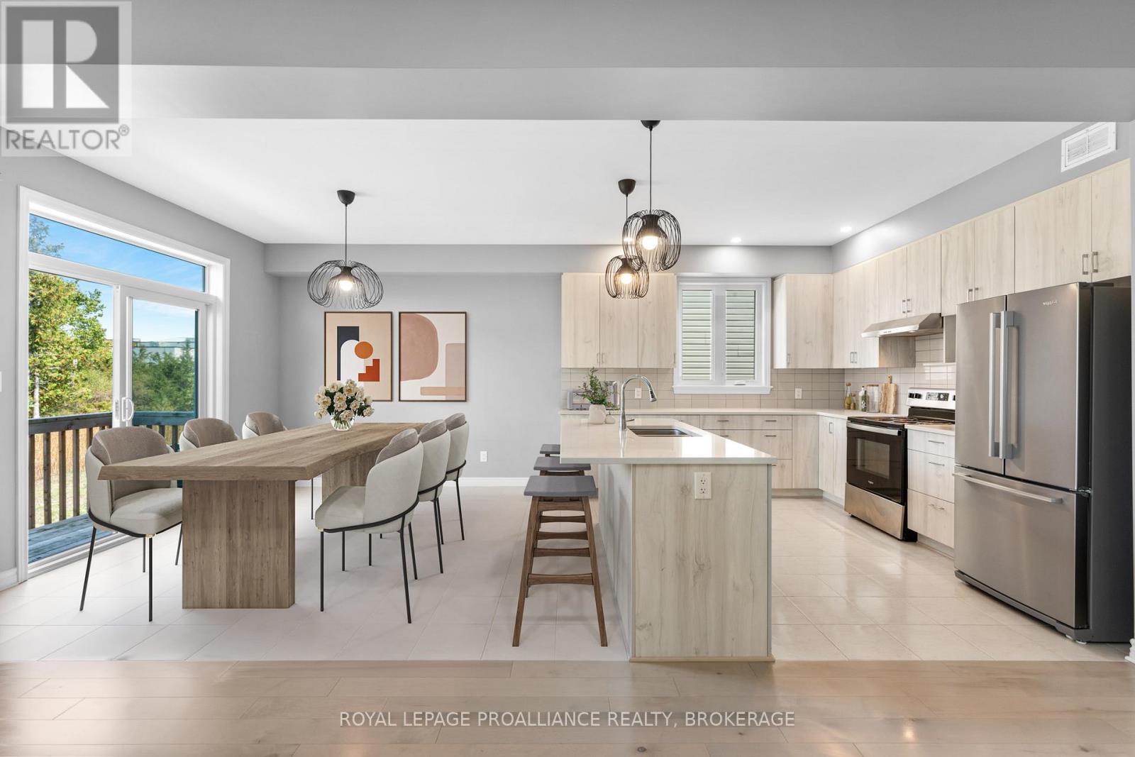 1374 Monarch Drive, Kingston, Ontario  K7P 0S2 - Photo 4 - X12534106