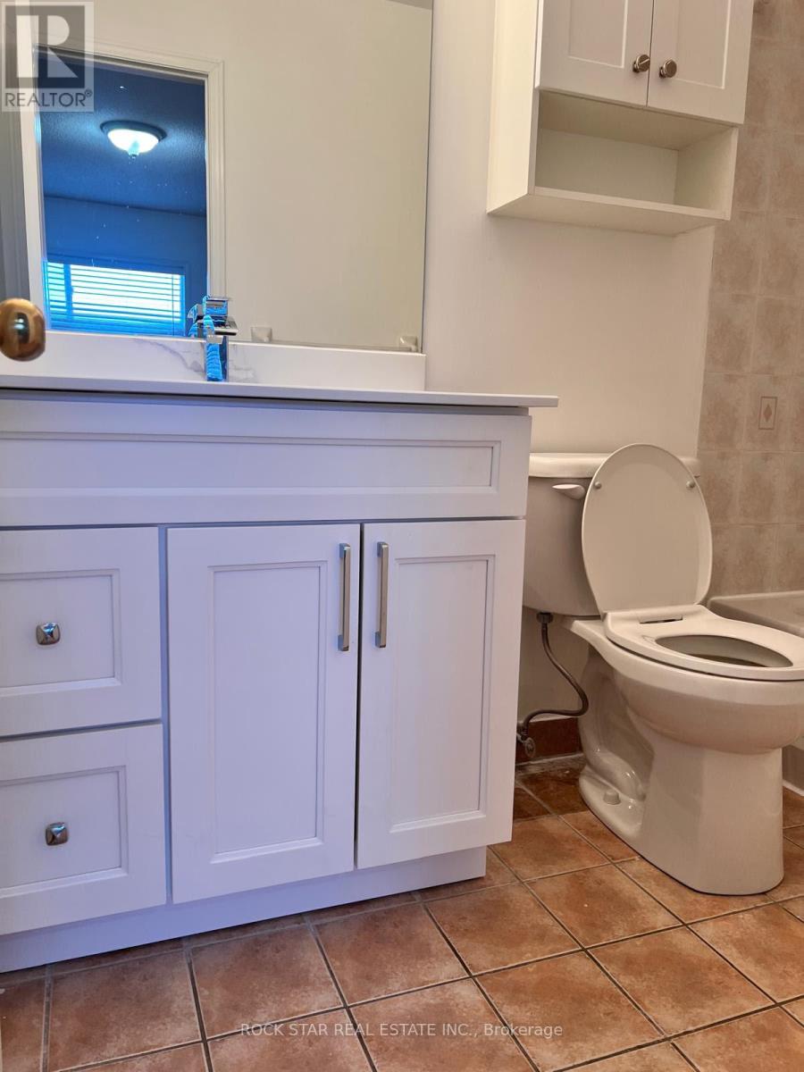 35 - 5030 Heatherleigh Avenue, Mississauga, Ontario  L5V 2G7 - Photo 15 - W12533960