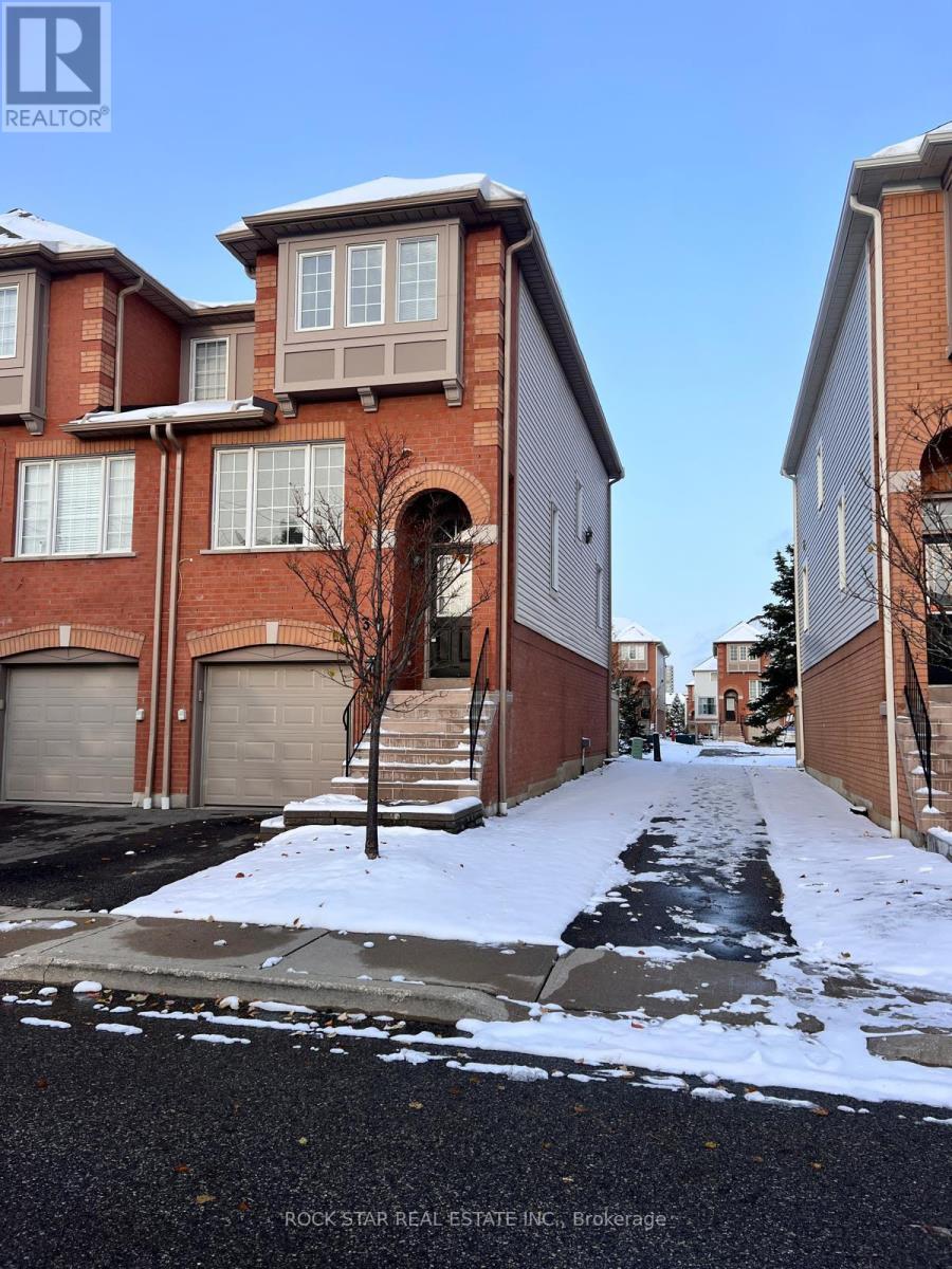 35 - 5030 Heatherleigh Avenue, Mississauga, Ontario  L5V 2G7 - Photo 2 - W12533960