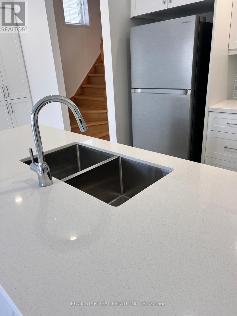 35 - 5030 Heatherleigh Avenue, Mississauga, Ontario  L5V 2G7 - Photo 22 - W12533960