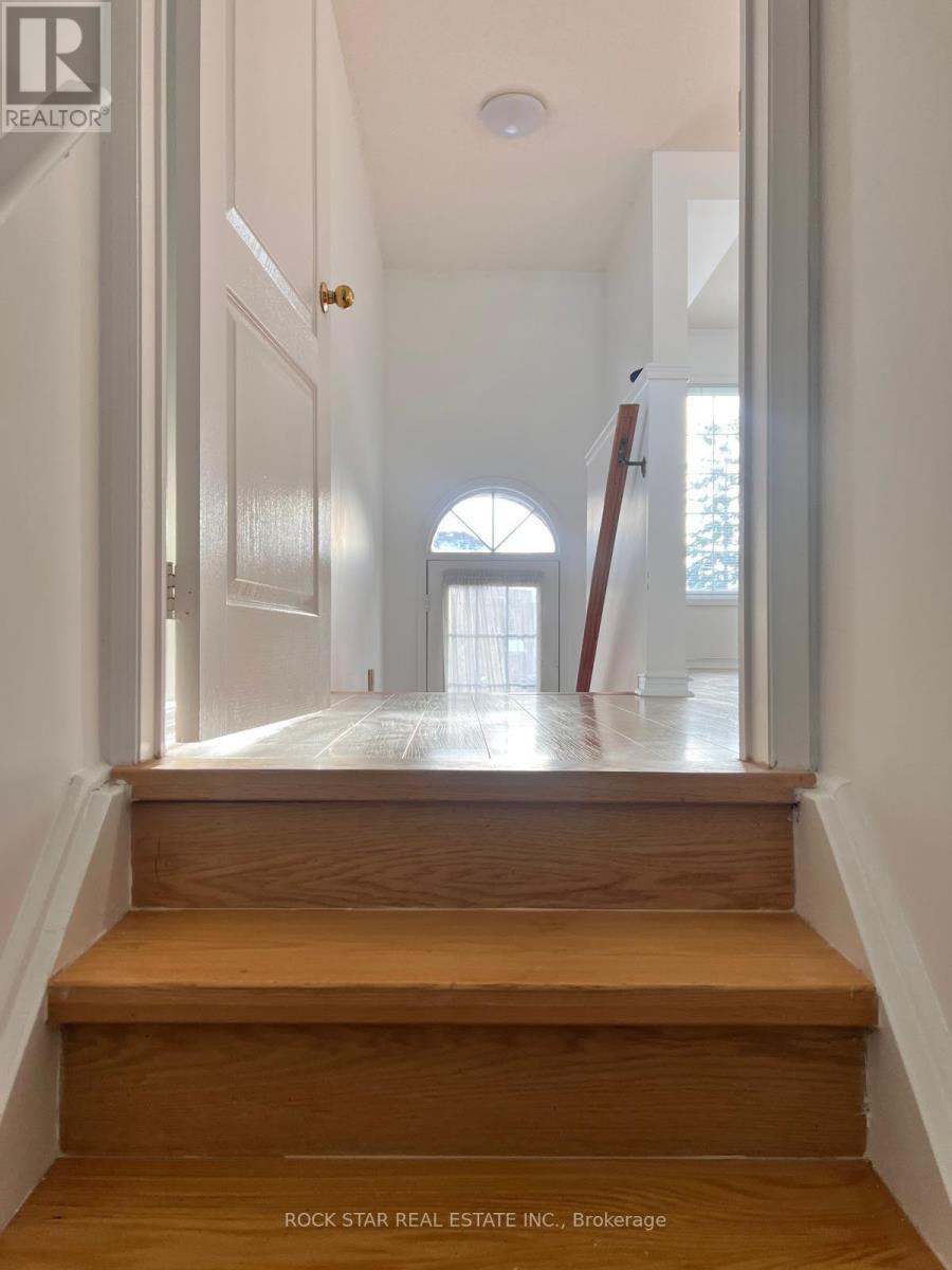 35 - 5030 Heatherleigh Avenue, Mississauga, Ontario  L5V 2G7 - Photo 7 - W12533960