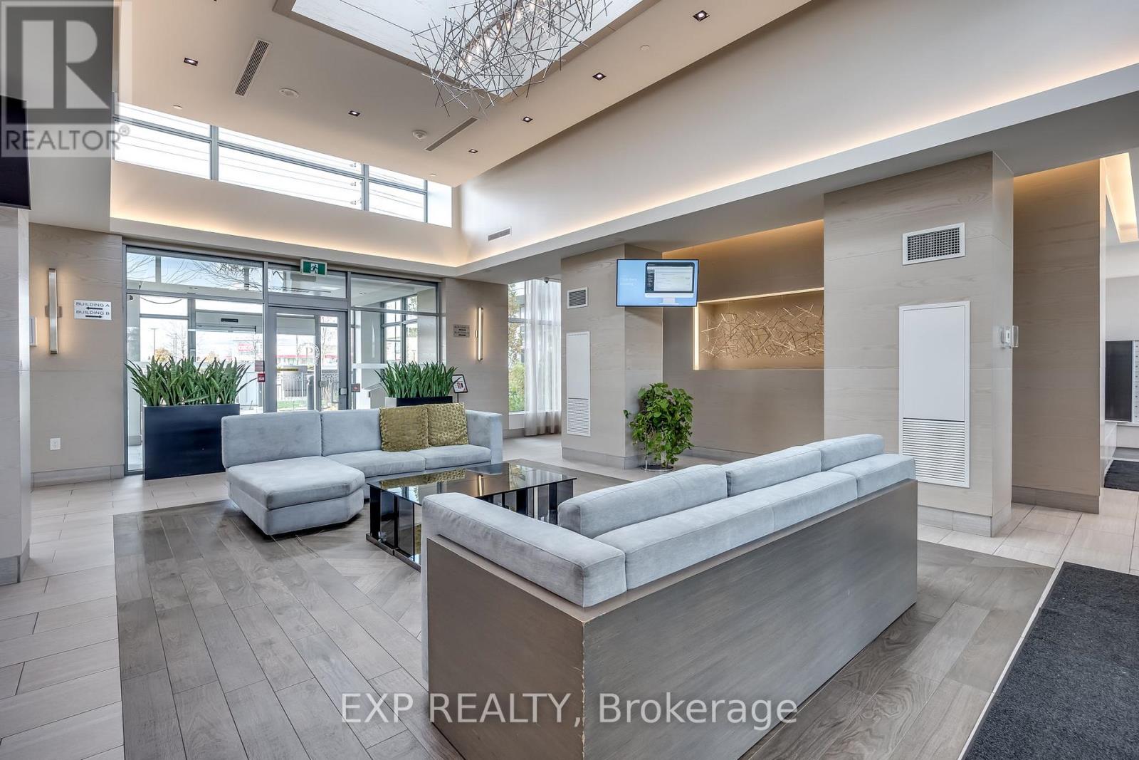 706 - 4655 Glen Erin Drive, Mississauga, Ontario  L5M 0Z1 - Photo 7 - W12533970