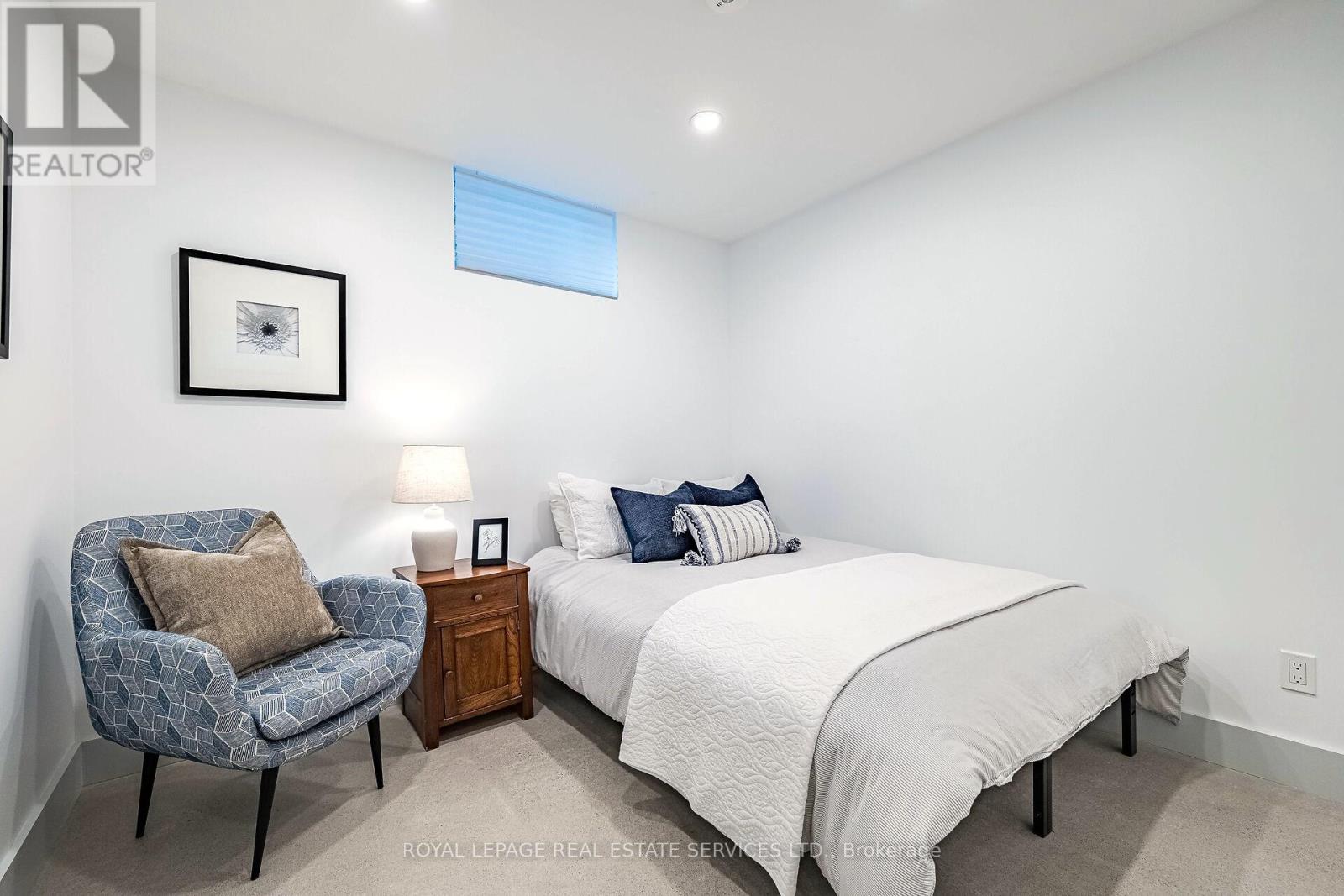 44 Fourth Street, Toronto, Ontario  M8V 2Y3 - Photo 34 - W12533978