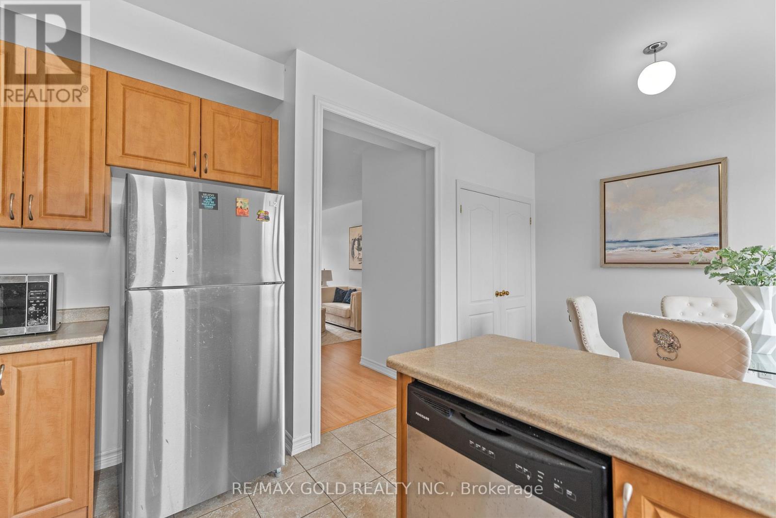 36 Kayak Heights, Brampton, Ontario  L6Z 0B4 - Photo 17 - W12533982