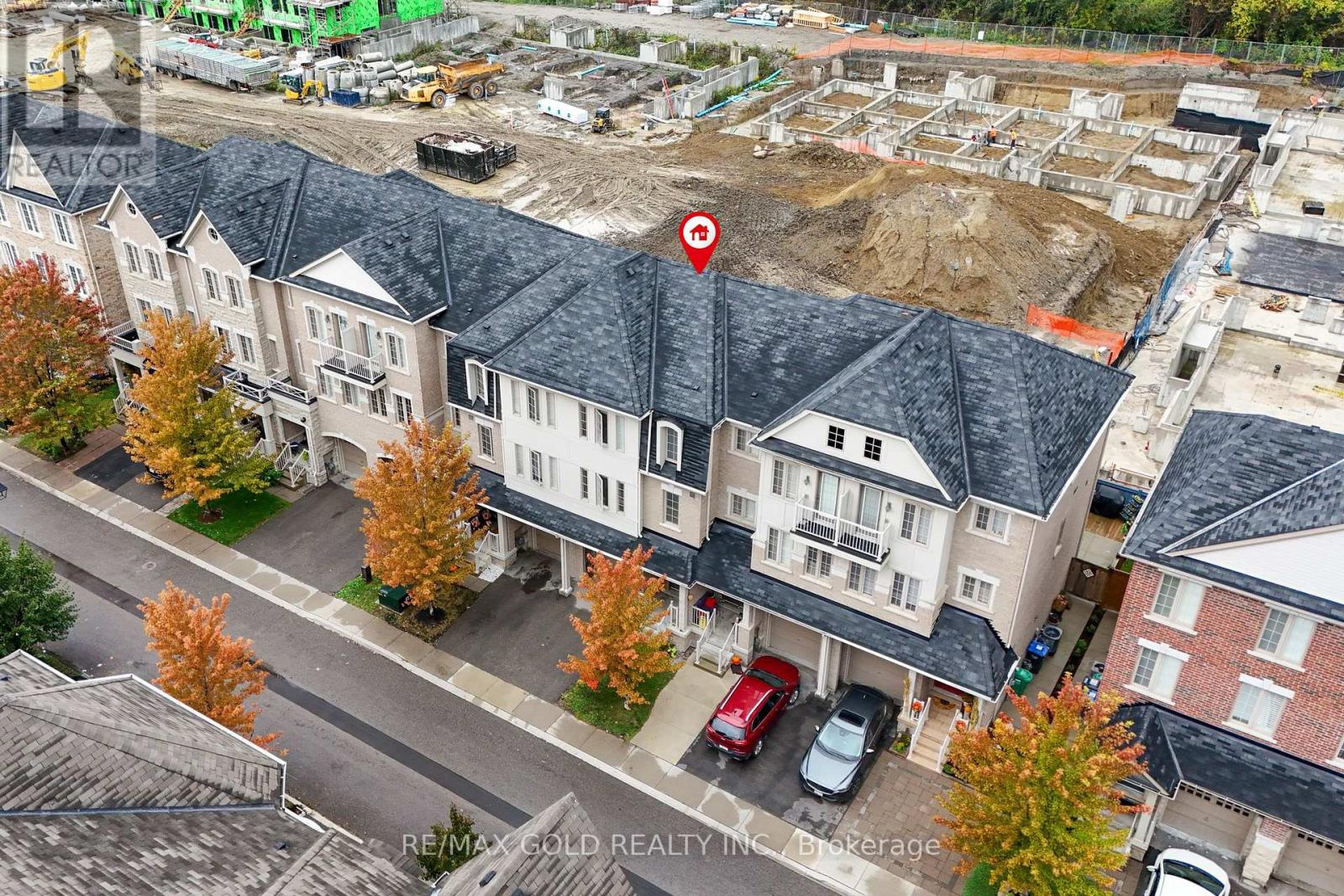 36 Kayak Heights, Brampton, Ontario  L6Z 0B4 - Photo 3 - W12533982