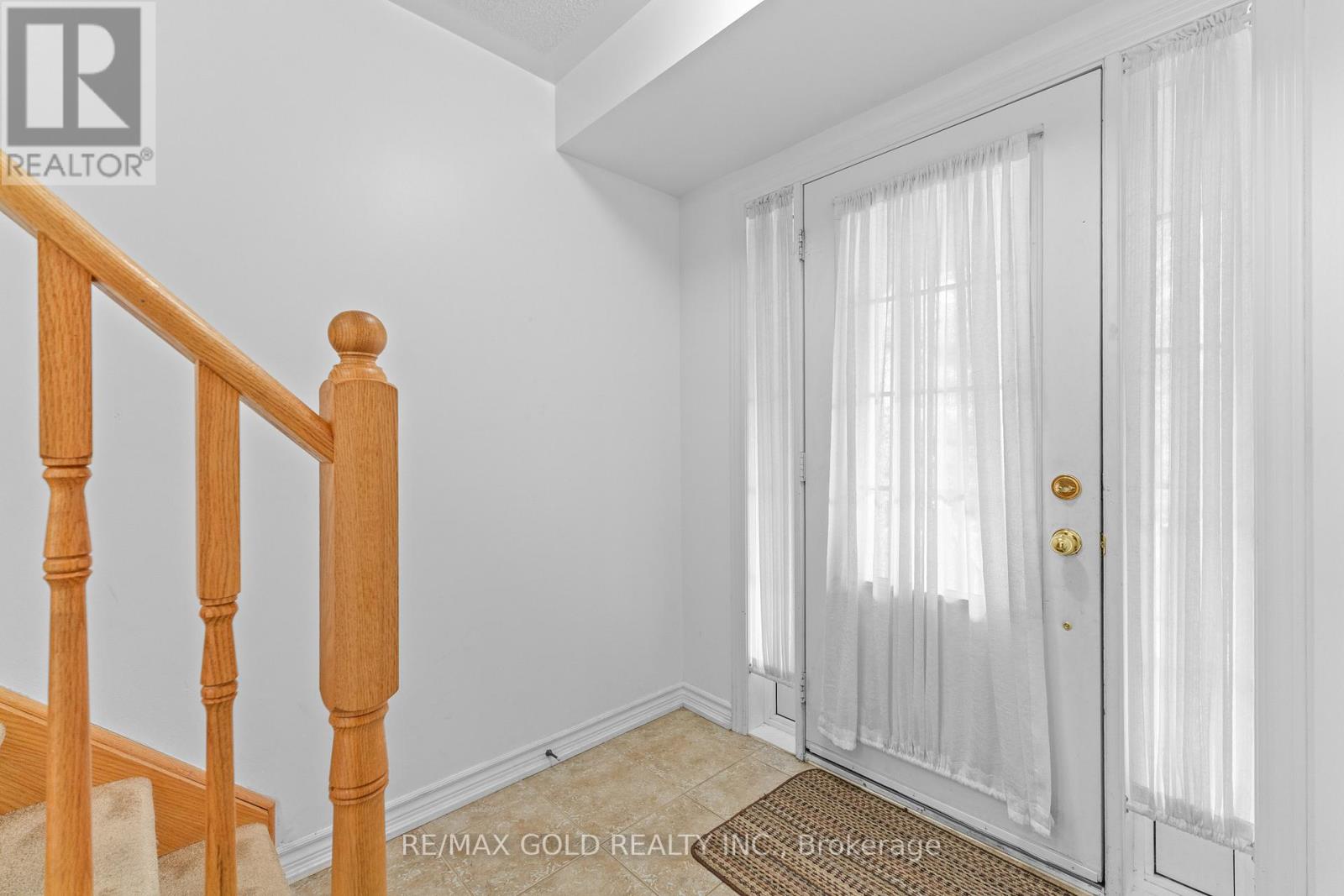 36 Kayak Heights, Brampton, Ontario  L6Z 0B4 - Photo 7 - W12533982