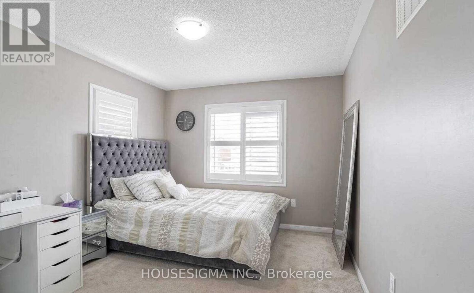 57 Robert Parkinson Drive, Brampton, Ontario  L7A 0X5 - Photo 19 - W12534002