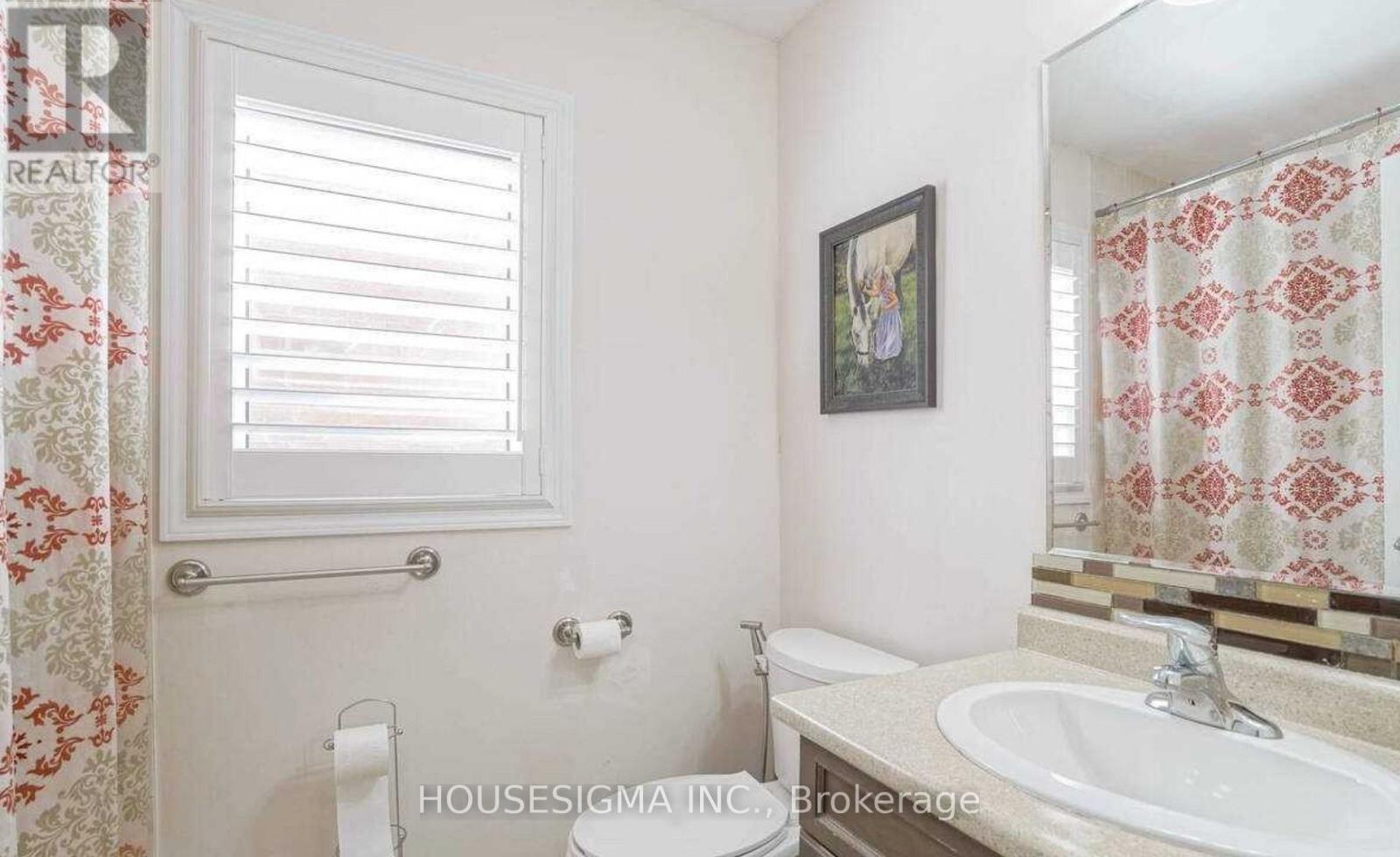 57 Robert Parkinson Drive, Brampton, Ontario  L7A 0X5 - Photo 21 - W12534002